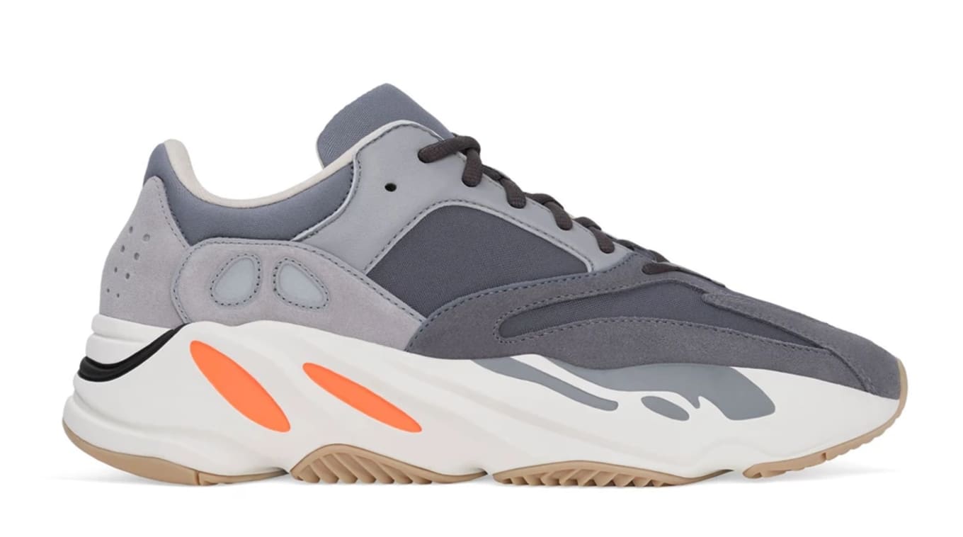 Yeezy negozi clearance