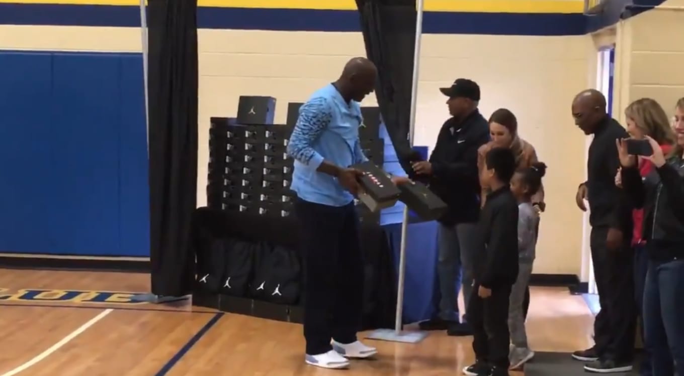 Michael Jordan Give Kids Free Sneakers 