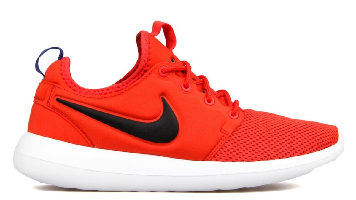 nike roshe two trainers