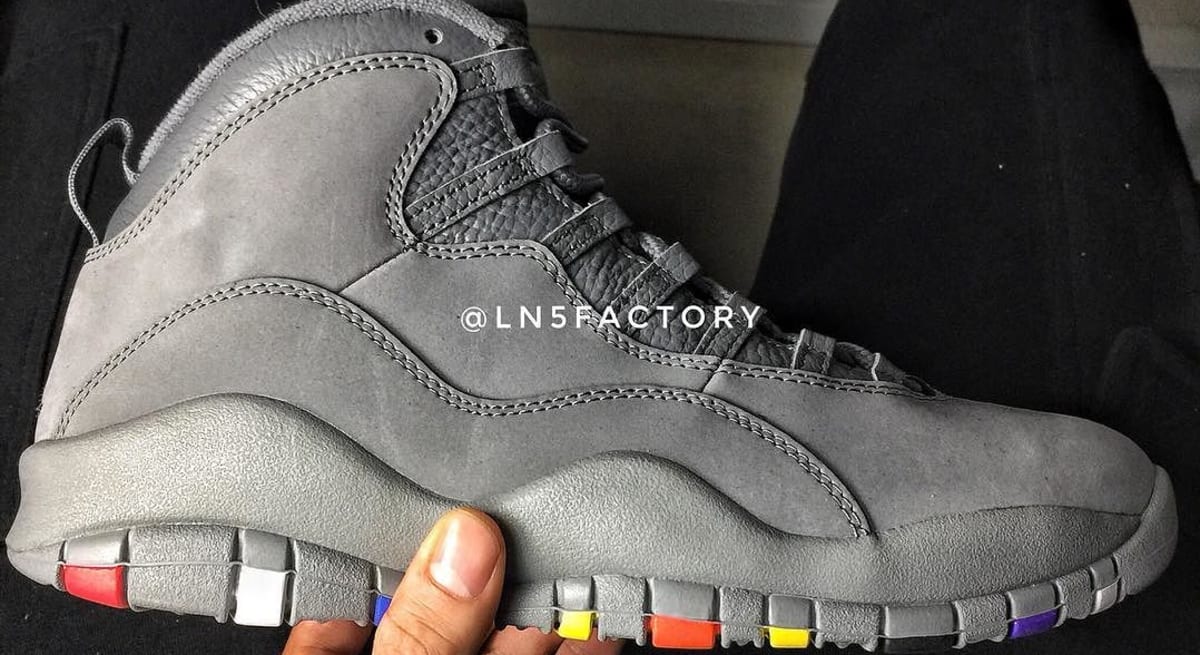 grey and white 10s