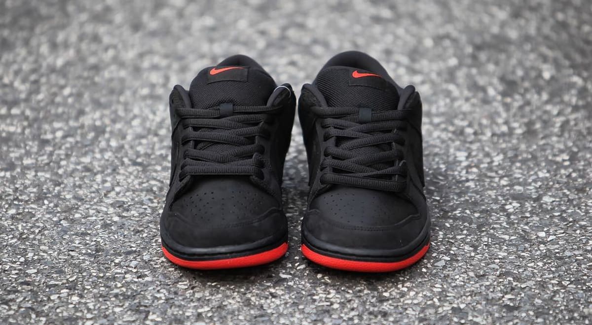 nike sb dunk low black pigeon