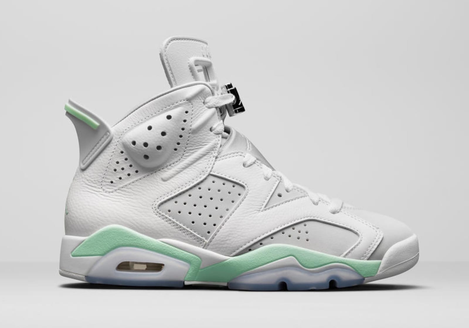 Air Jordan 6 'Mint Foam' DQ4914 103 Lateral