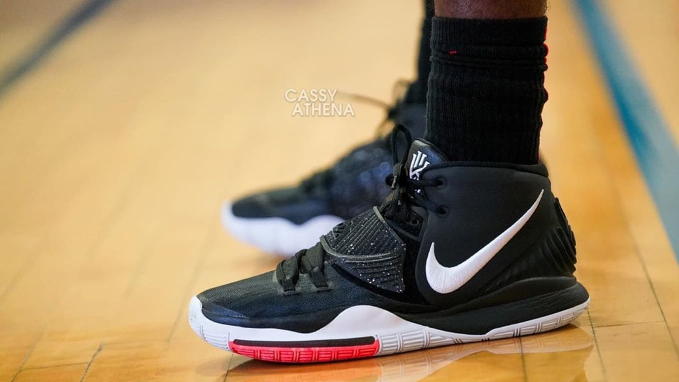 kyrie basketball shoes black