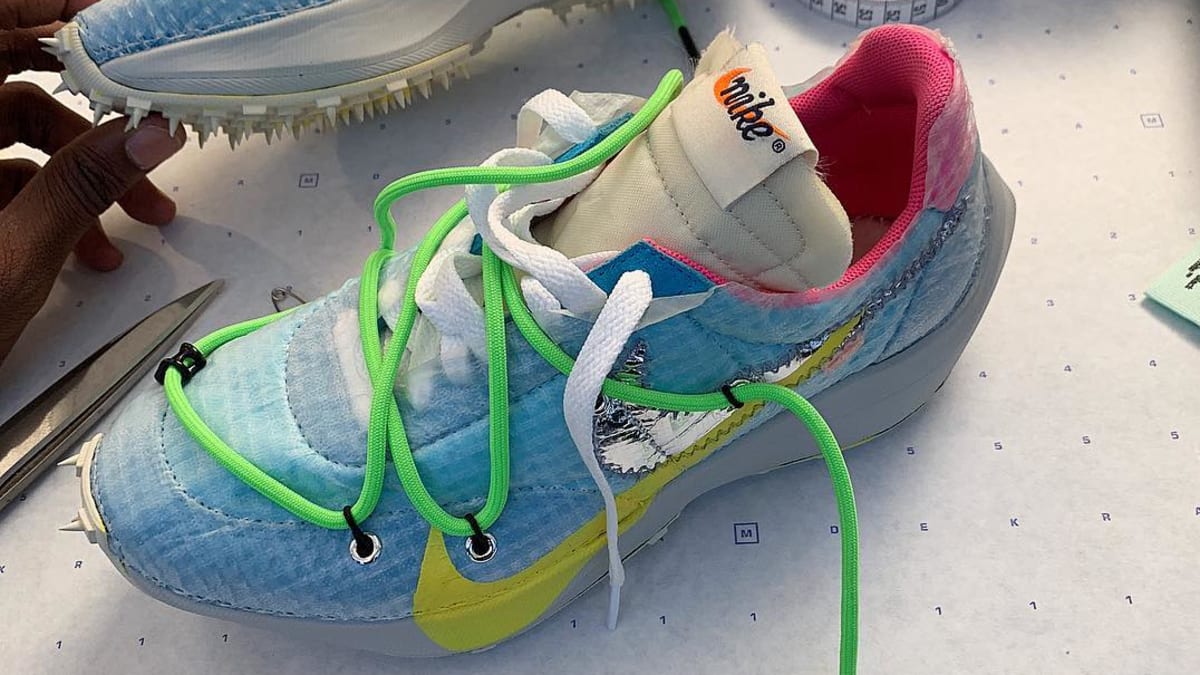nike street vapor off white
