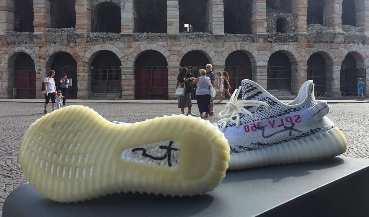 Kanye west wearing yeezy zebra store