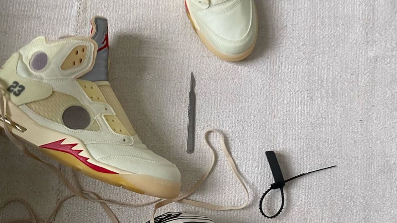 air jordan sail red