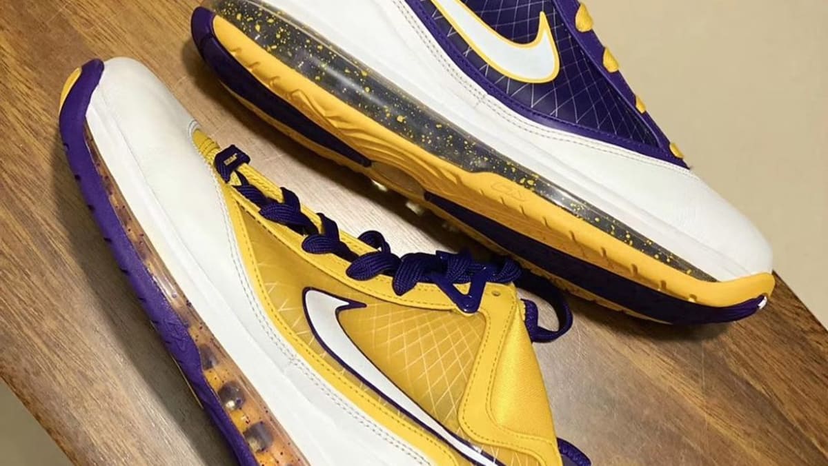 lebron 7s lakers