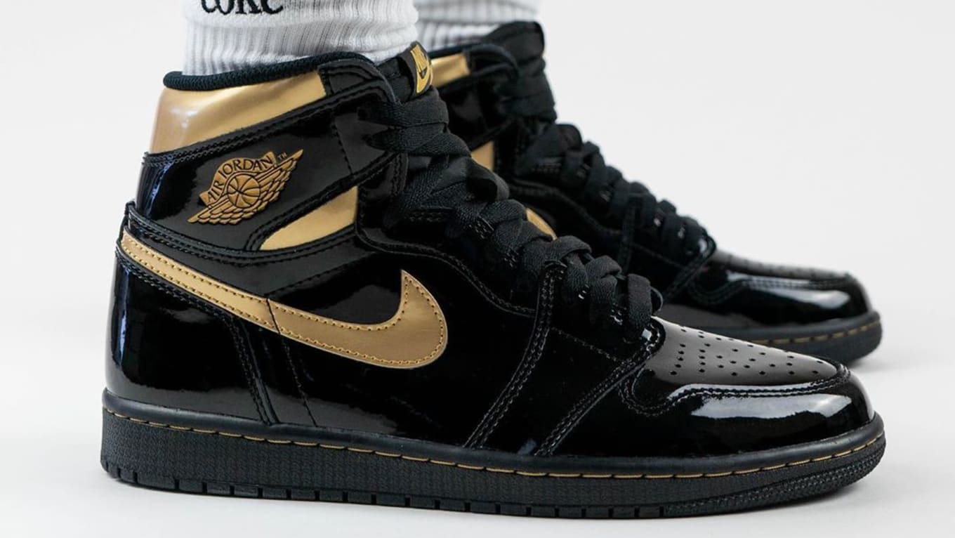 Air Jordan 1 High Black Gold 2020 Release Date 555088 032 Sole Collector