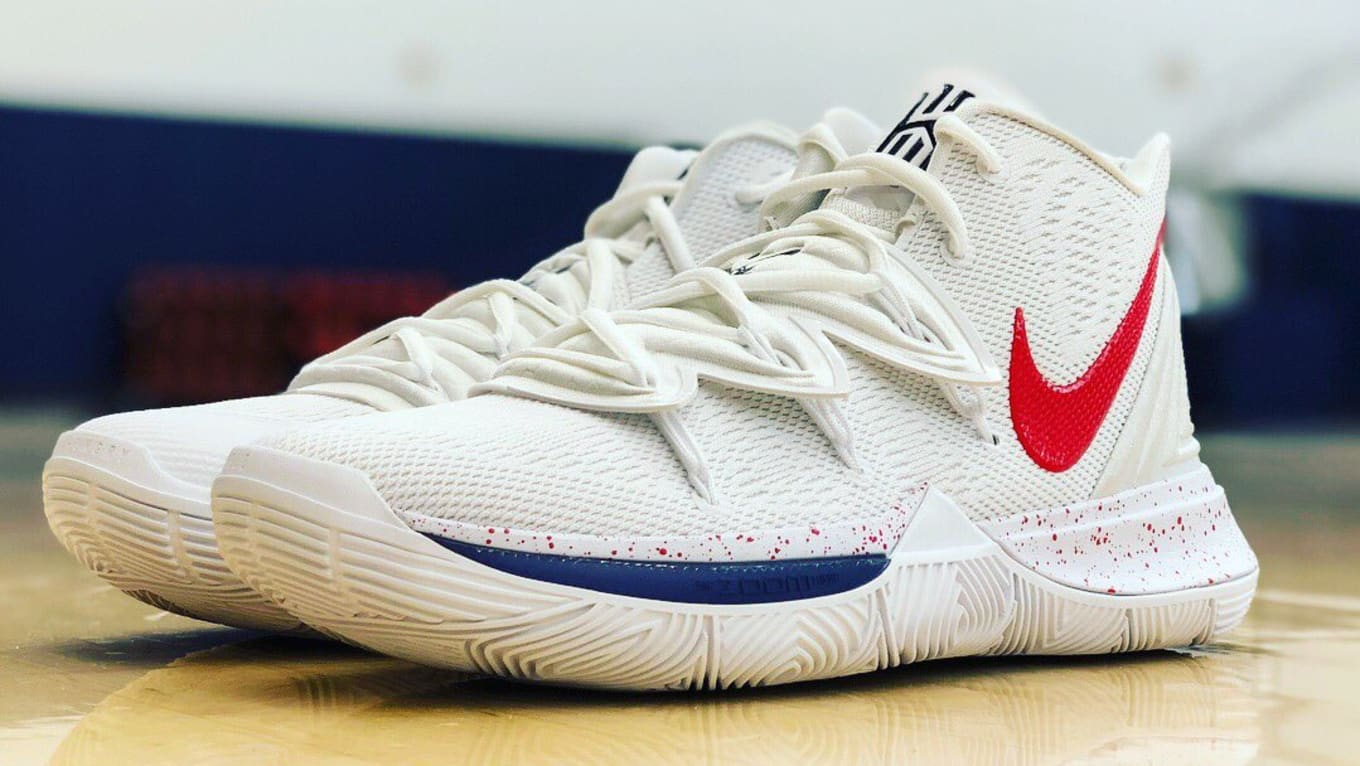 kyrie 5 uconn pe