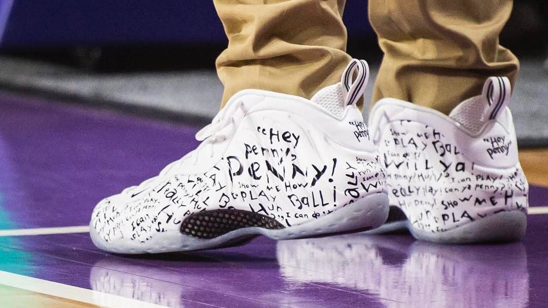 penny hardaway wearing foamposites