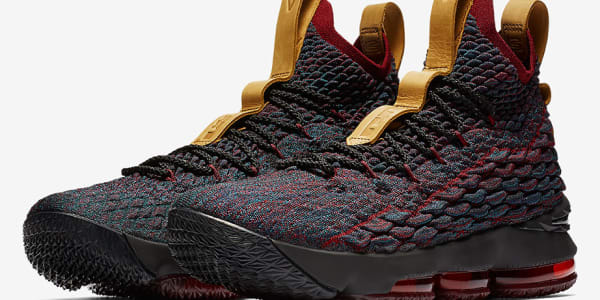 Nike LeBron 15 'New Heights' 897648-300 Release | Collector