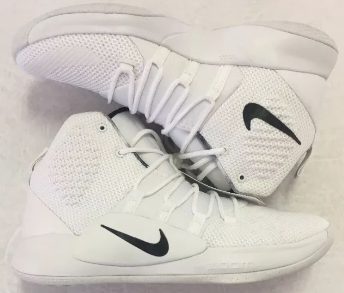 all white hyperdunks 2018