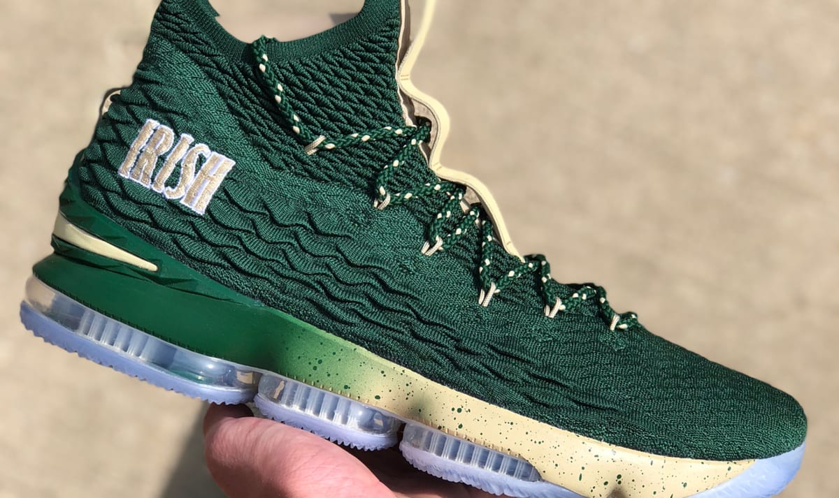 lebron 15 green and white