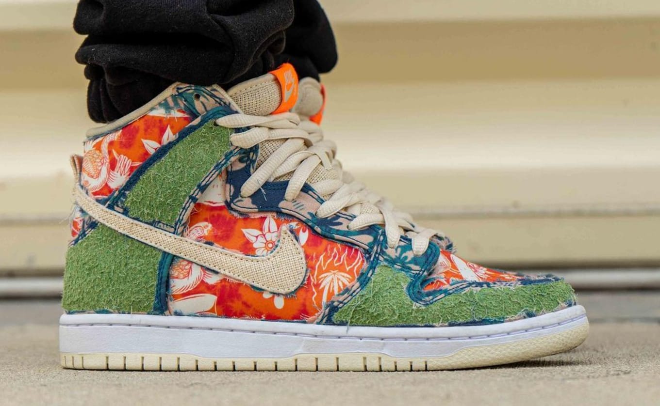 nike dunk hawaii on feet