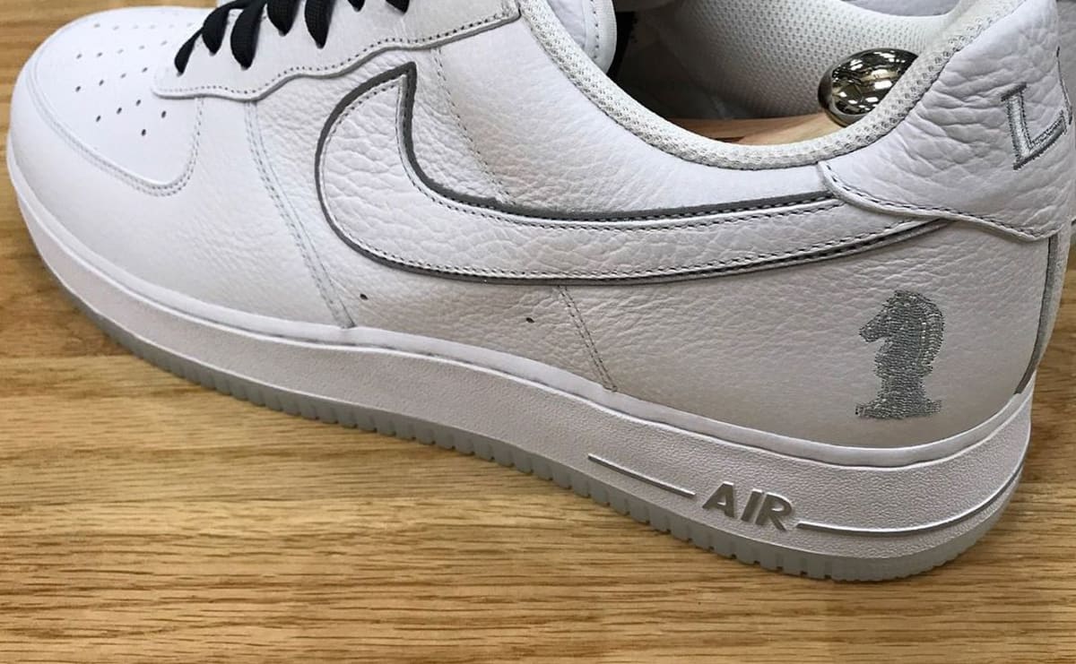 lebron james horseman shoes