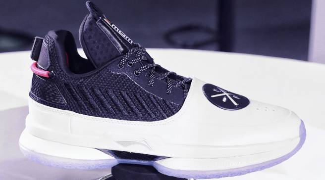 dwyane wade first shoe