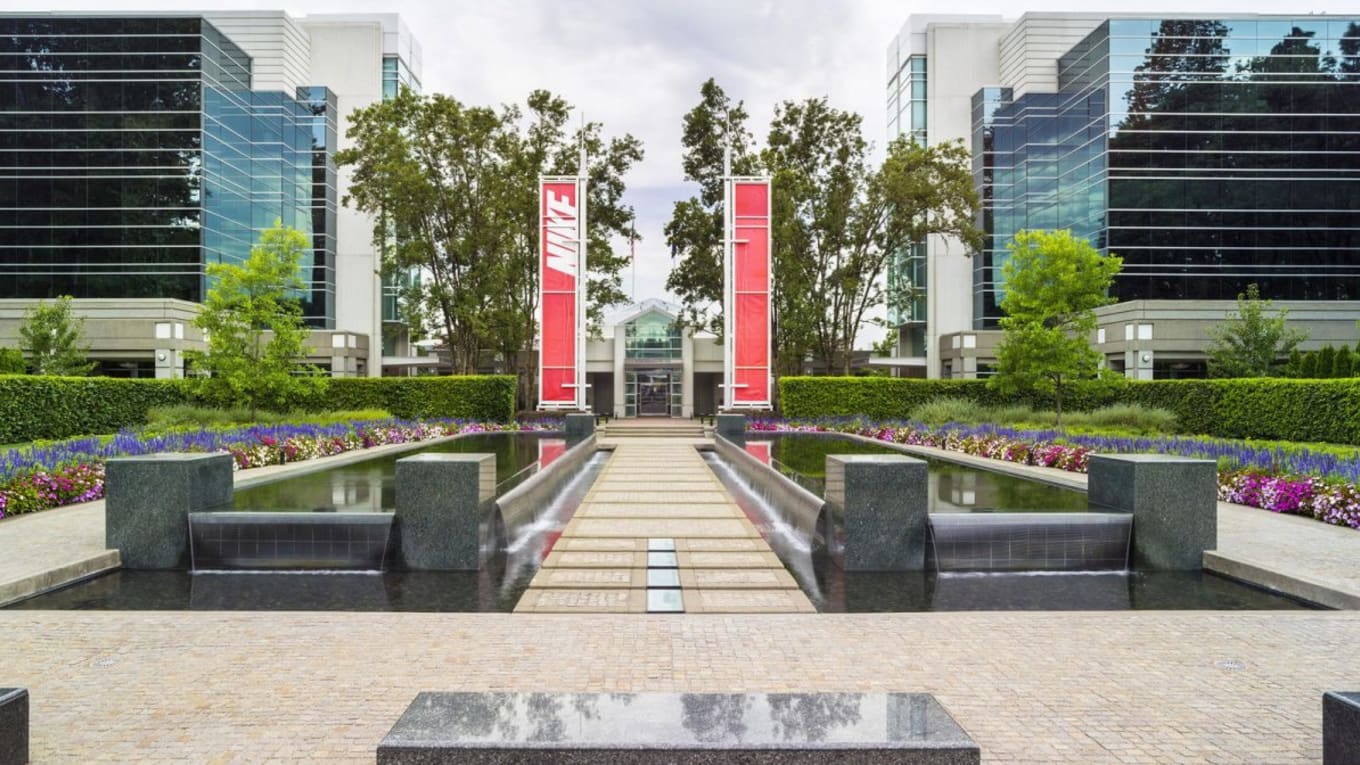 nike shoes headquarters