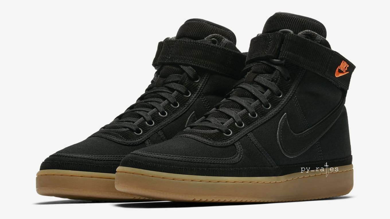 nike collab carhartt