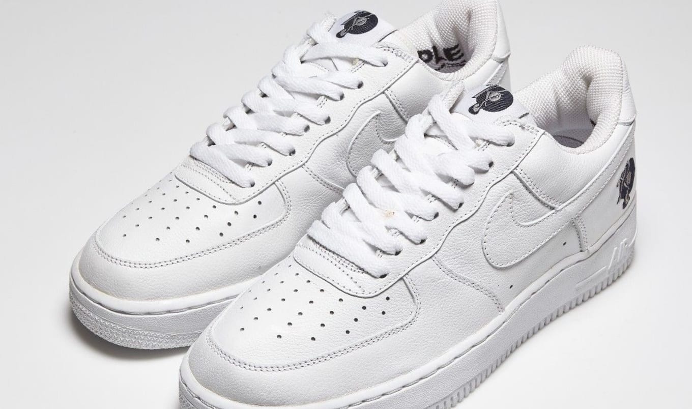 nike air force one rocafella