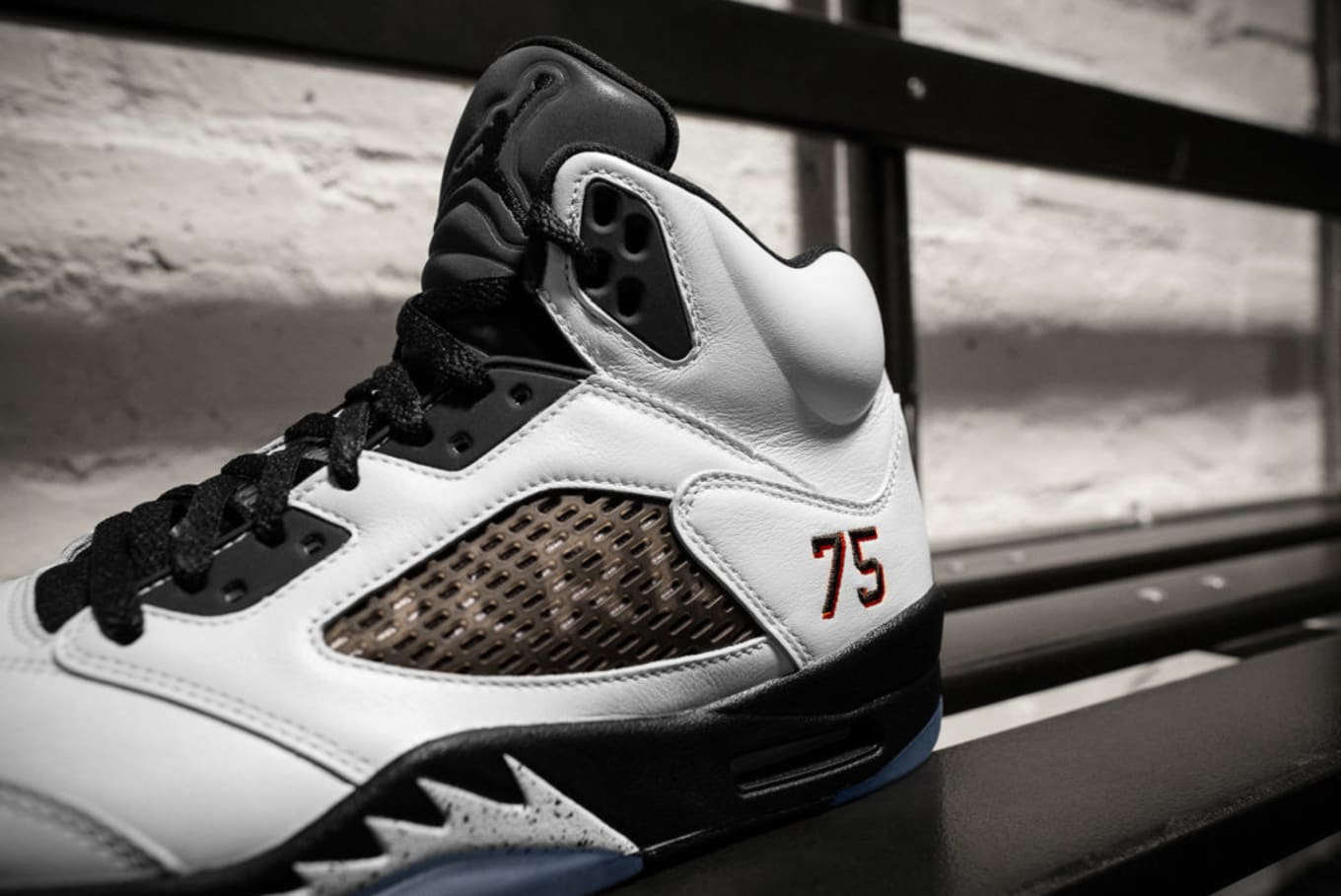 white psg jordan 5