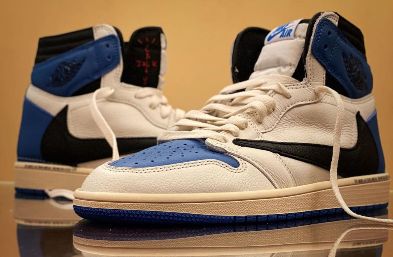 jordan 1s travis scott