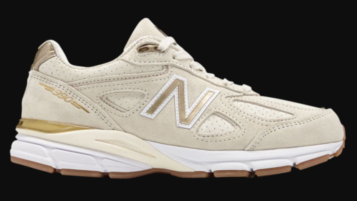 d rose white christmas shoes