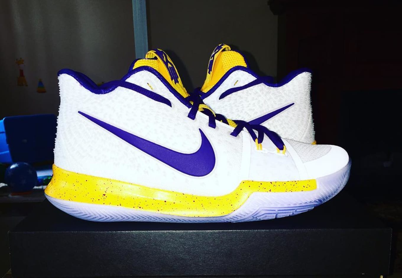 kyrie 3 custom