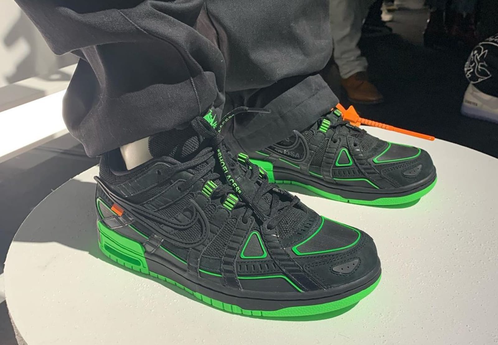 off white nike air rubber dunk green