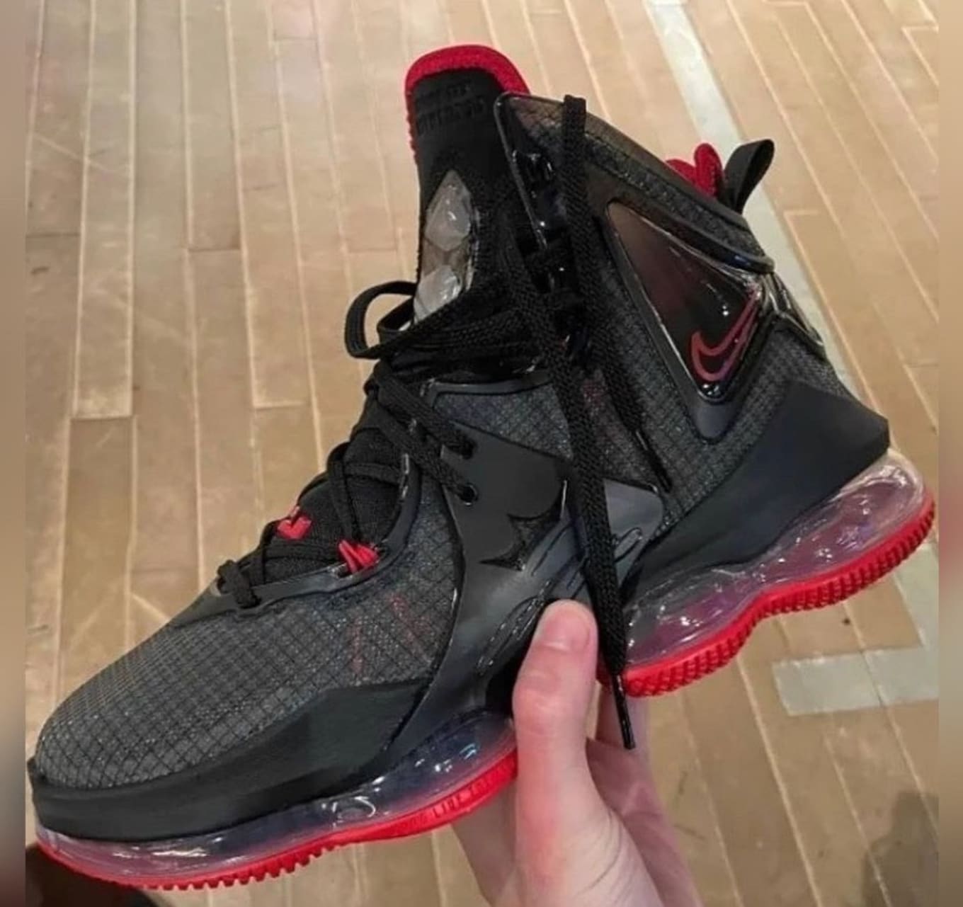 Lebron 19 shoes Clearance