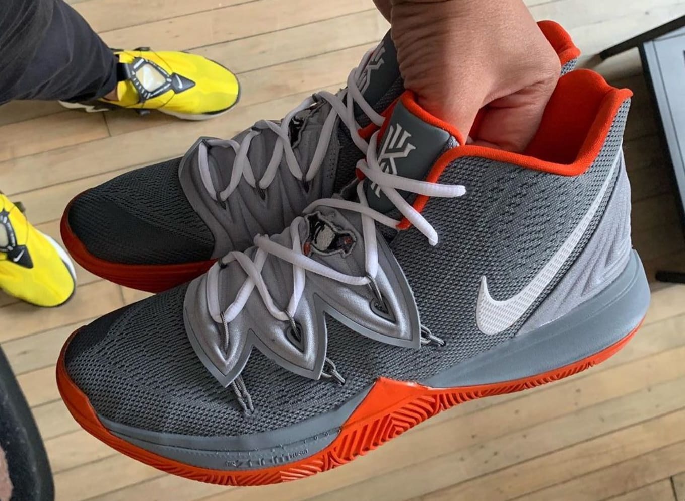 kyrie 5 bhm Gs eBay