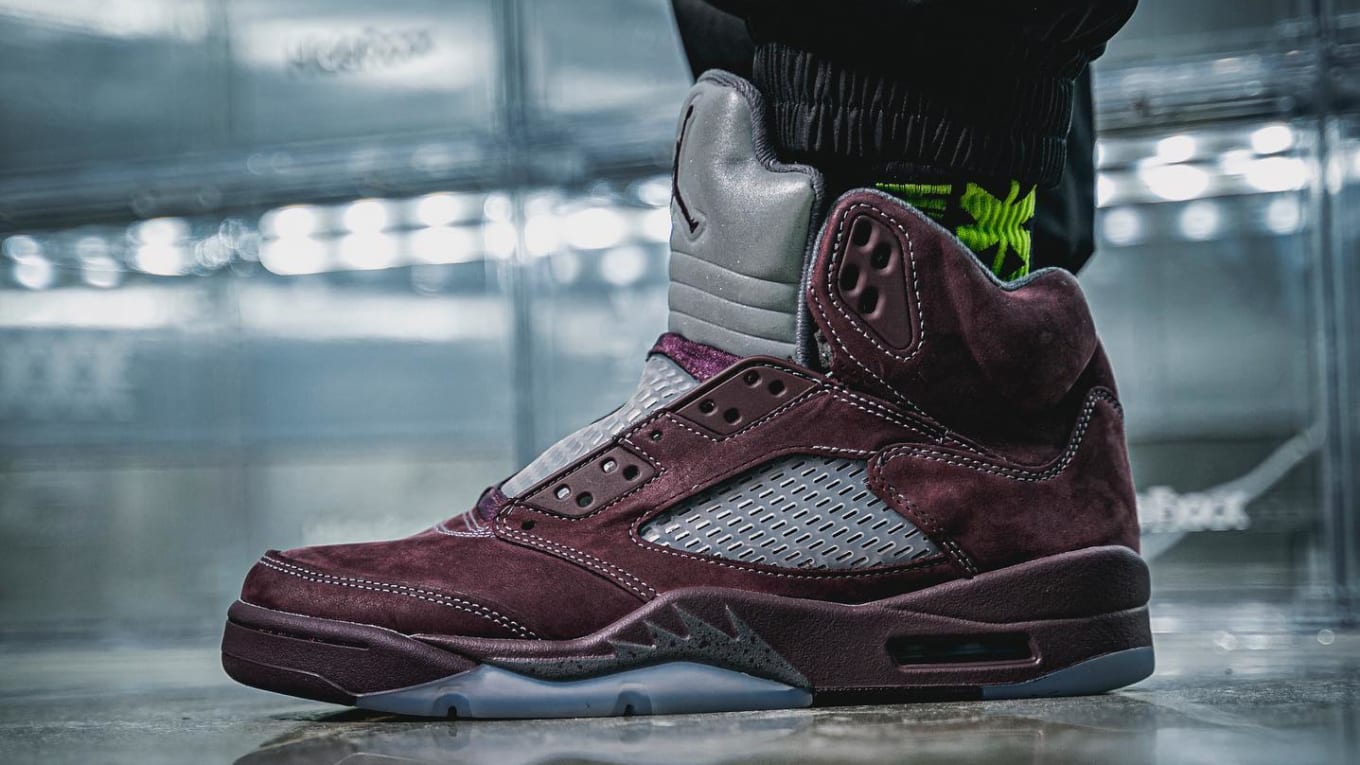 Maroon retro 5 outlet
