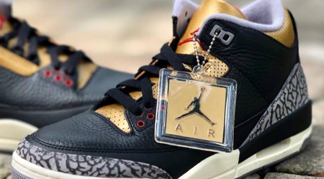 jordans black and gold womens