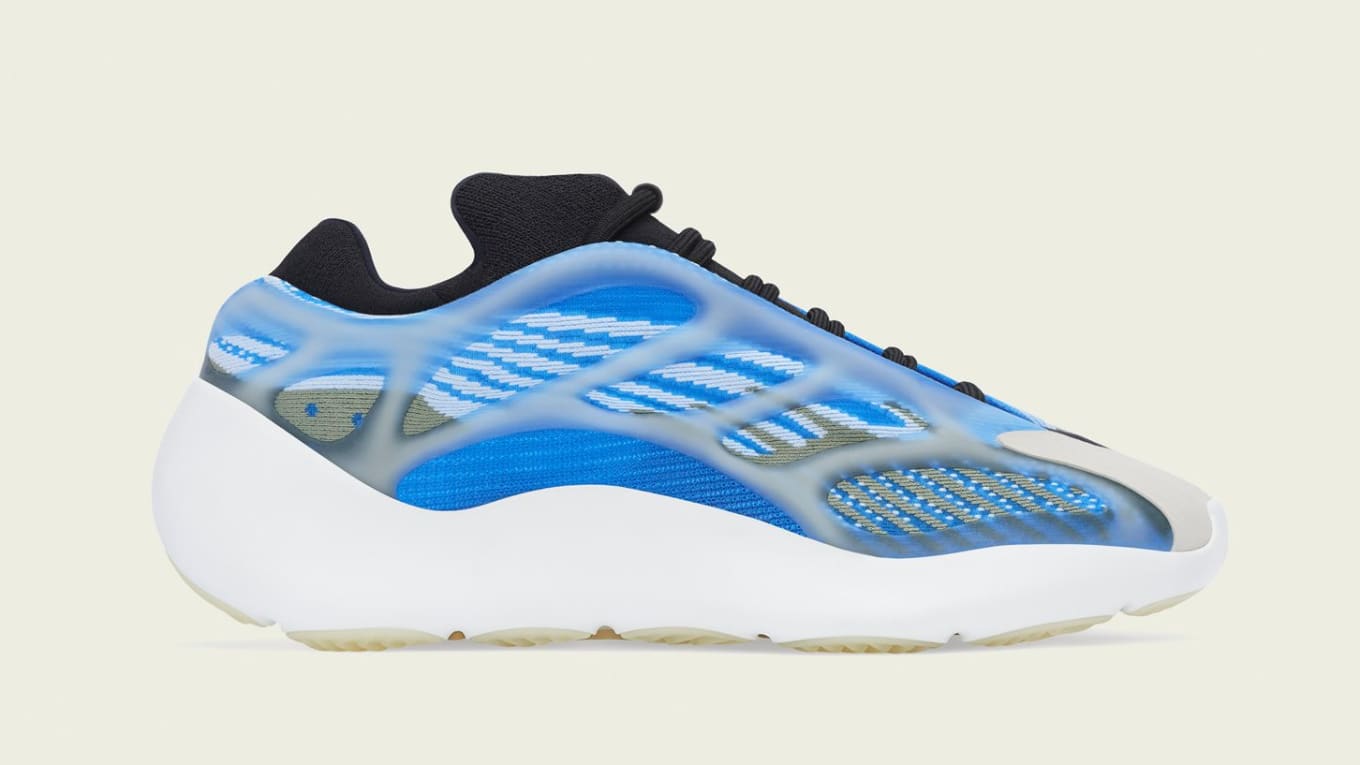 the new yeezy 700