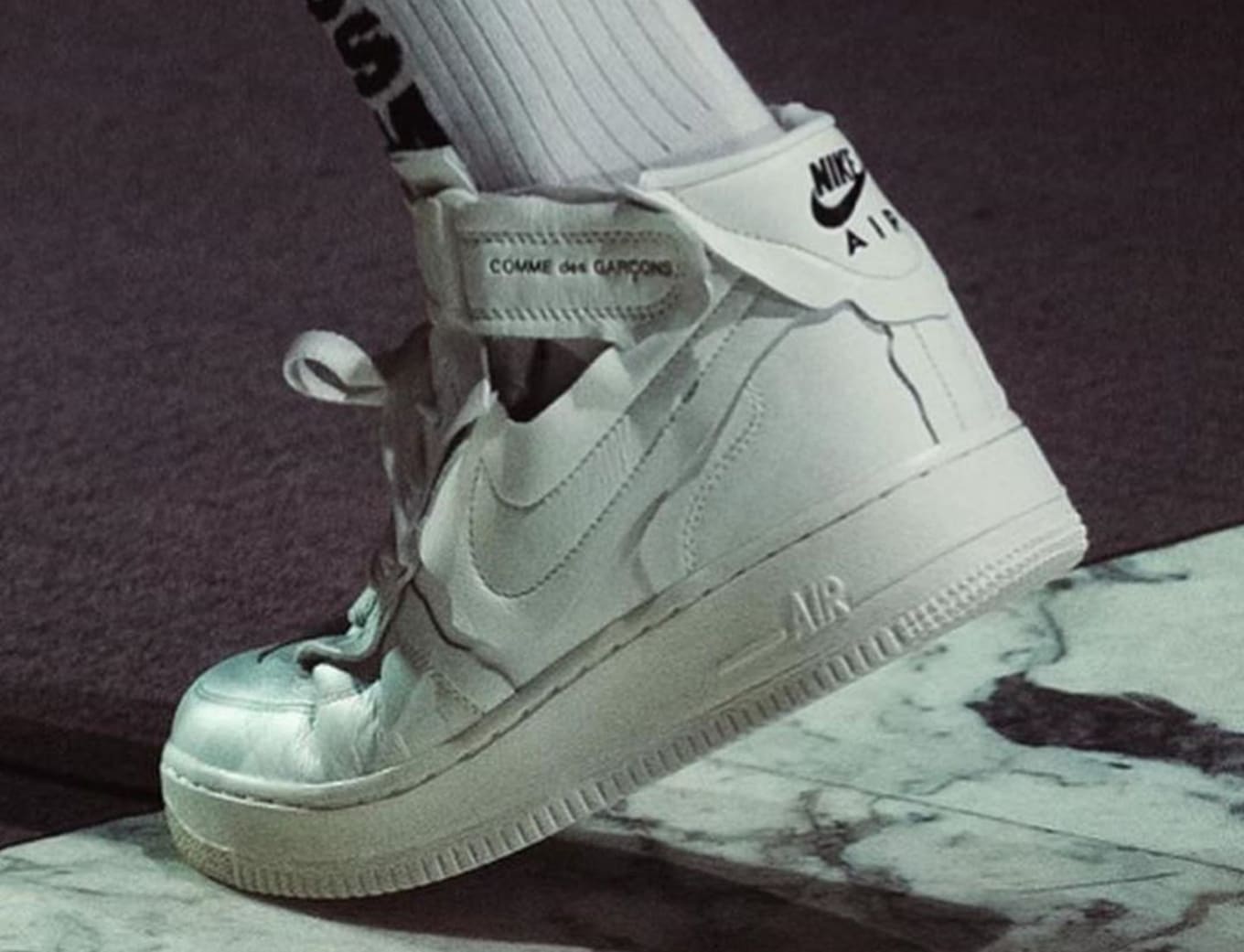 how to keep af1 from creasing