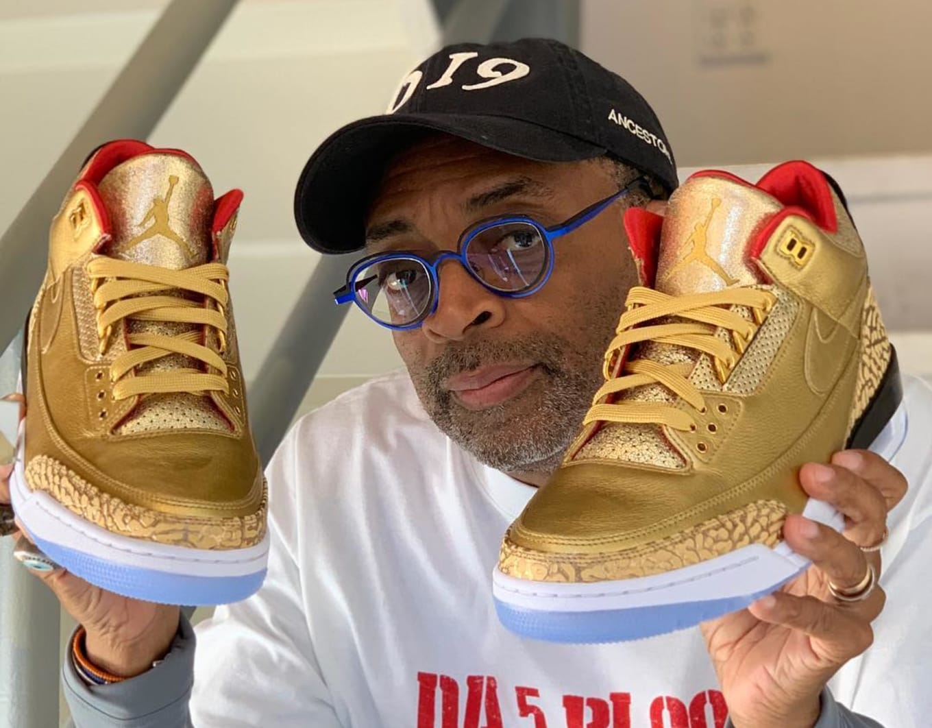 Jordan Brand Gifted Spike Lee Gold Air Jordan 3s for the Oscars | Sole  Collector