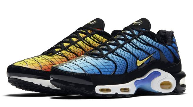 Nike Air Max Plus Hyper Blue Cyber Black | Sole Collector Nike Air Max Plus Hyper Blue Cyber Black | Sole Collector