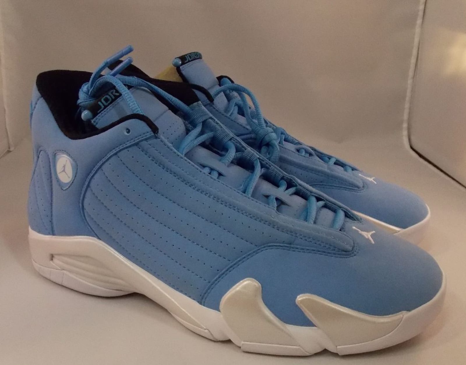 jordan 14 pantone price