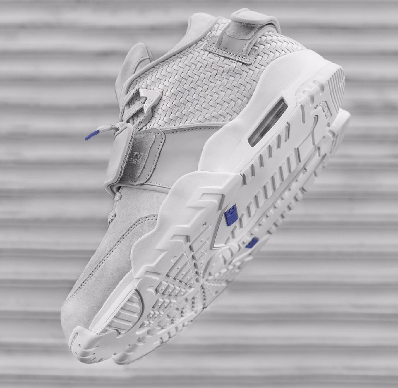 nike air trainer victor cruz blue