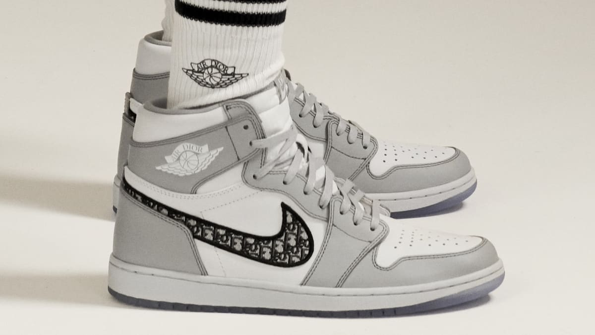 black and white jordan 1s