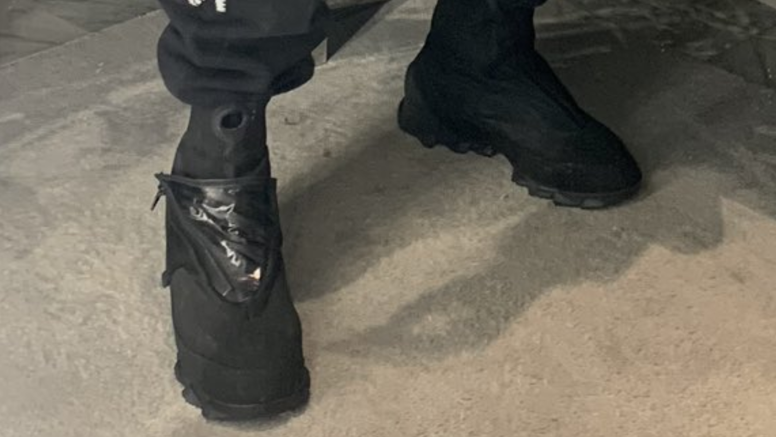 kanye in yeezy boots