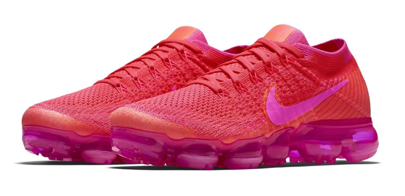 neon pink vapor max