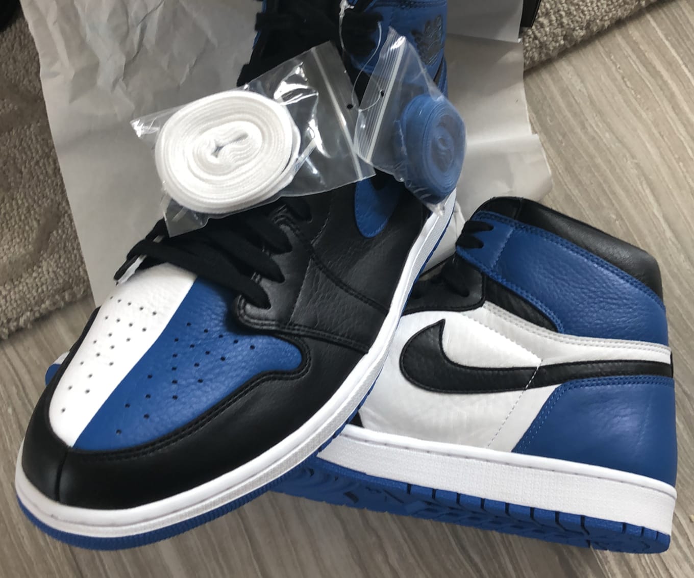 Air Jordan 1 'Board of Governors' Royal 