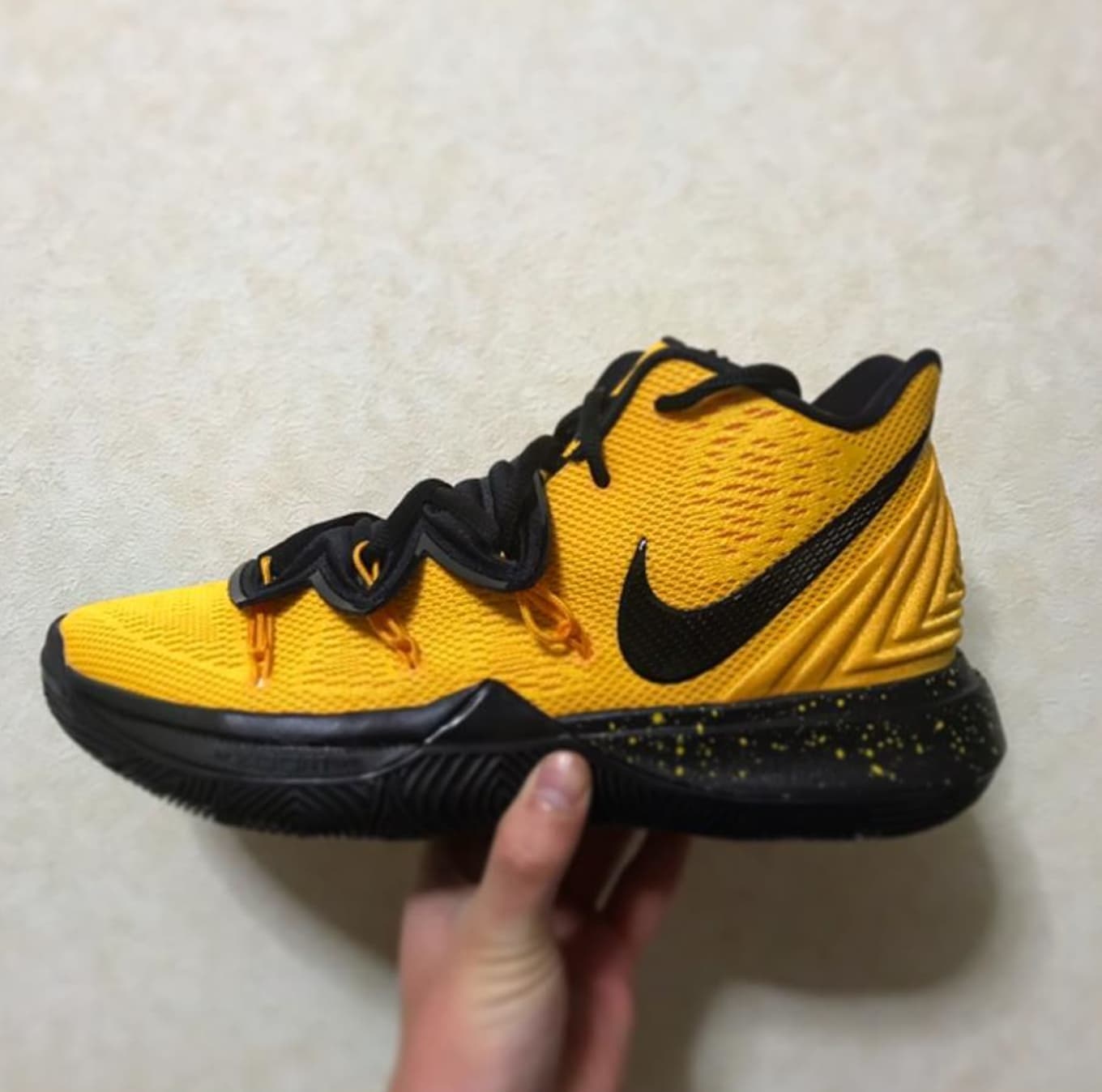 customize your own kyrie 5