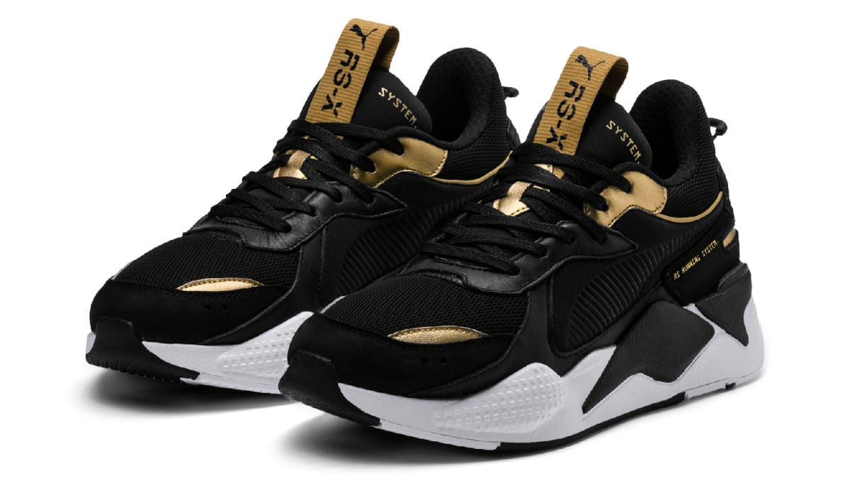 black n gold pumas