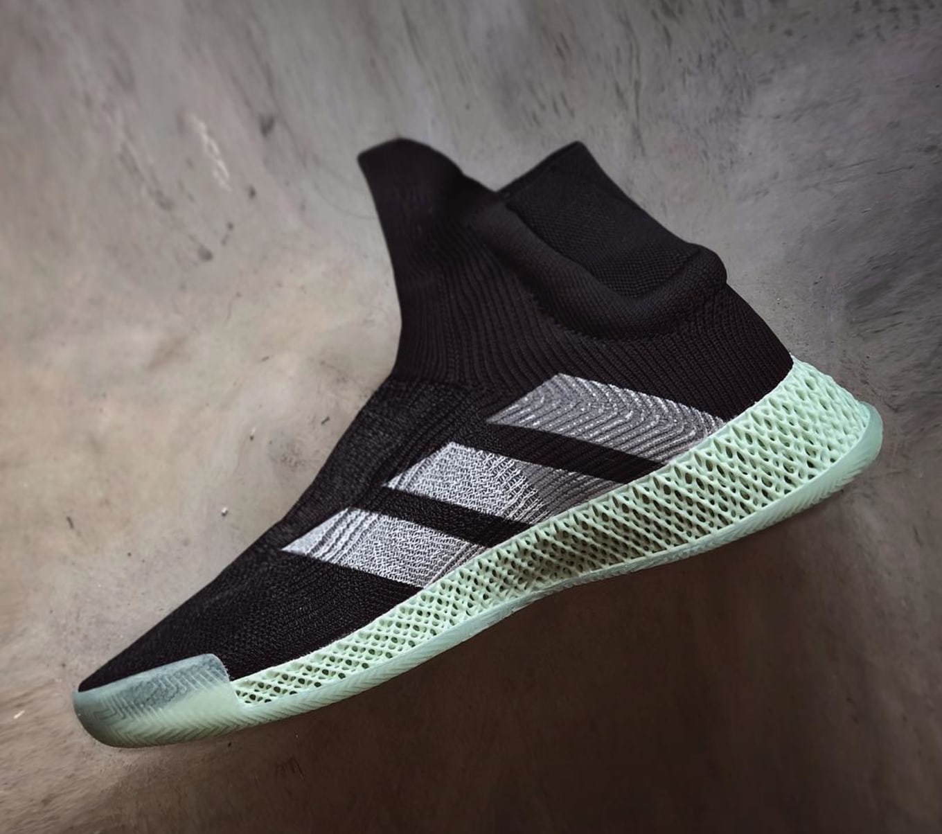 Adidas FutureCraft 4D Laceless Basketball Sample | Sole Collector