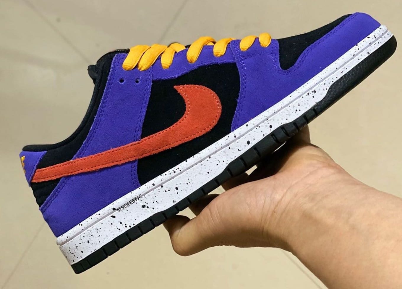 sneaker dunk