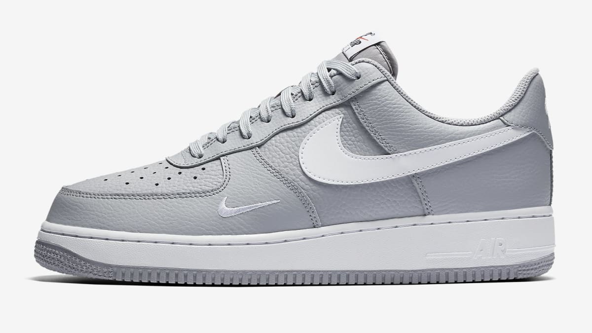 air force one 07 low