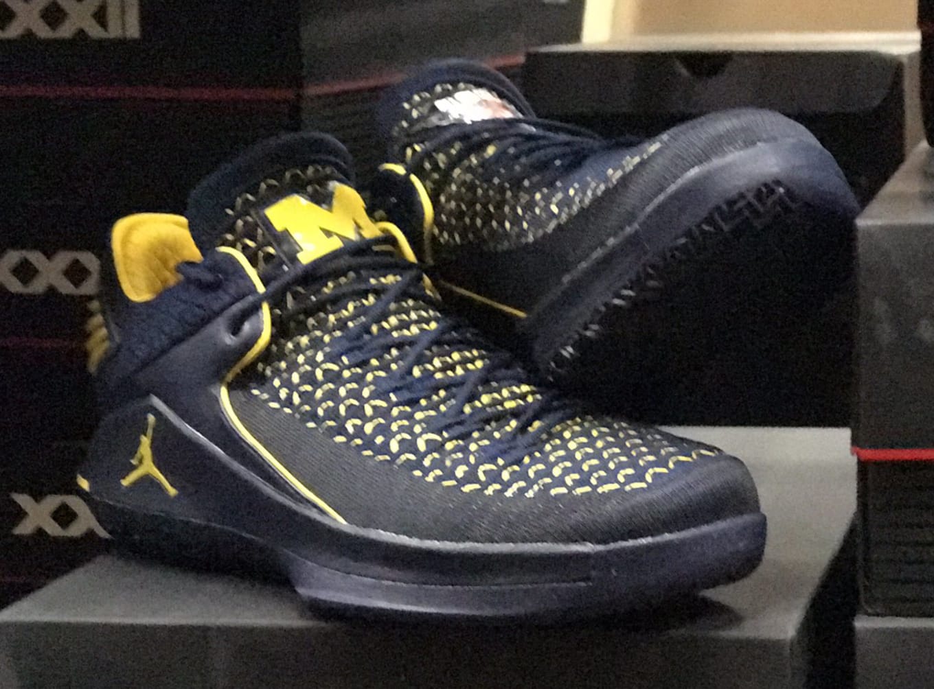 Air Jordan 32 Low Michigan PE | Sole 