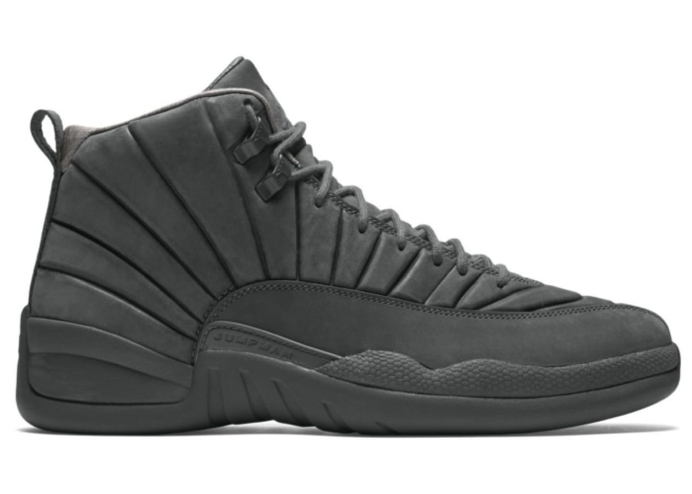 does jordan 12 run big