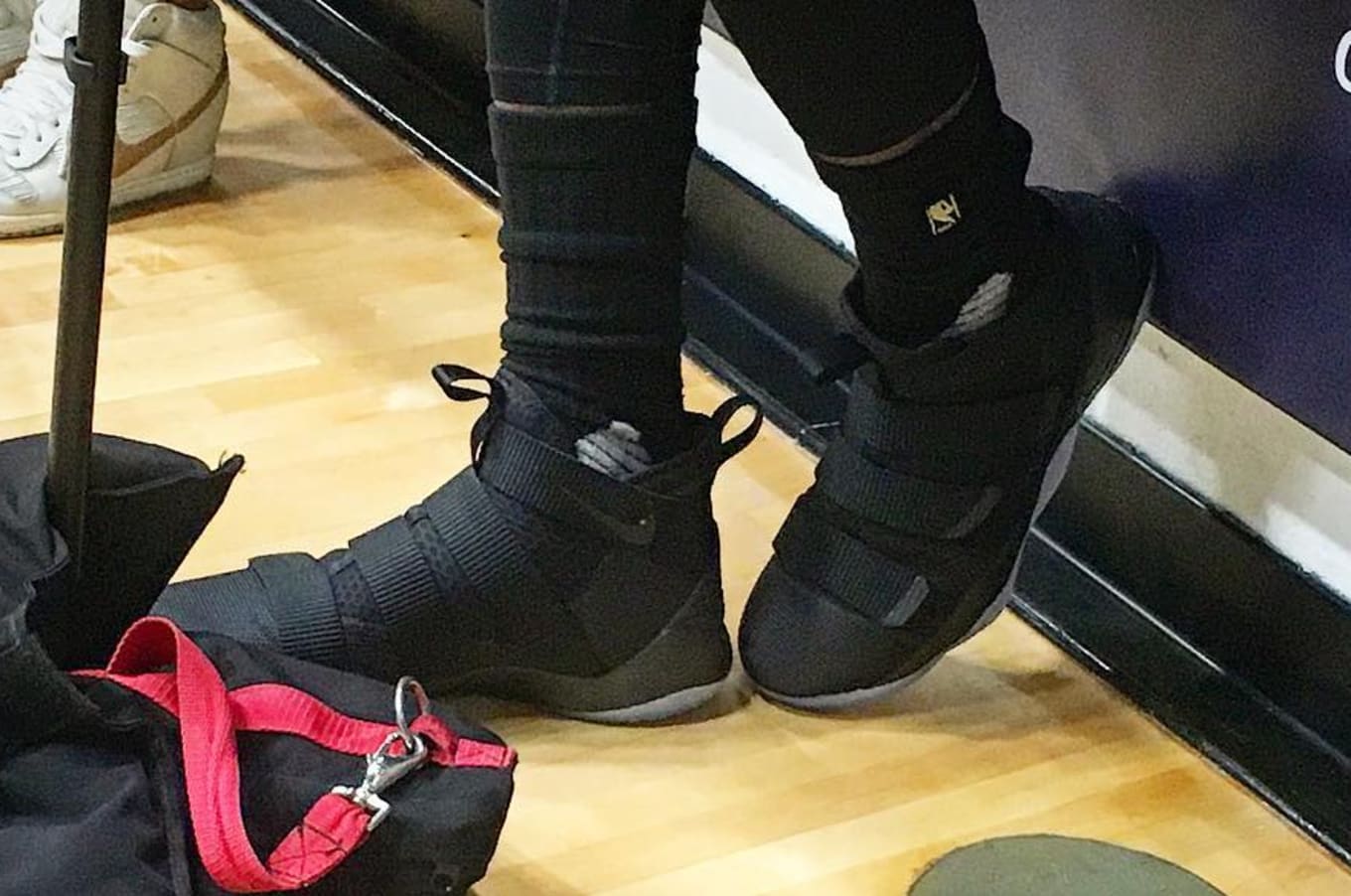 lebron james soldier 11 black